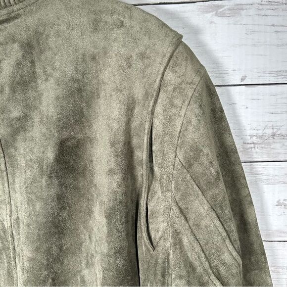 BLANK NYC Faux Suede Olive Bomber Jacket Like Butter S Nordstrom NWT $128 - Picture 11 of 12